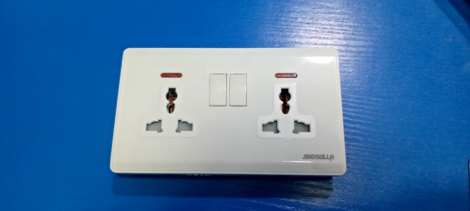 13A multi purpose double socket