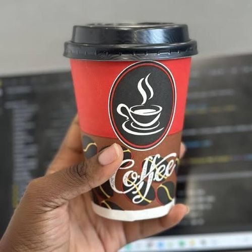 50 Pieces Paper Coffee/tea Cups With cover (different Characters/colour)